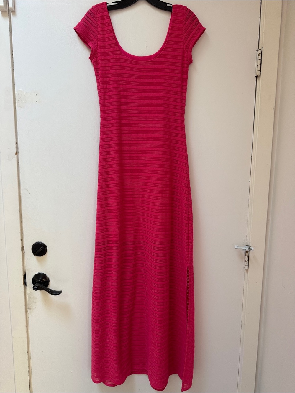 Lilly Pulitzer Raspberry Pink Ribbed Scoop-Neck Maxi Dress - Picture 2 of 10